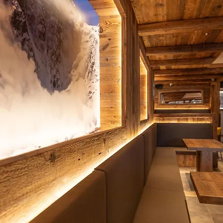 Avalanche - Alpine Boutique Hotel-3